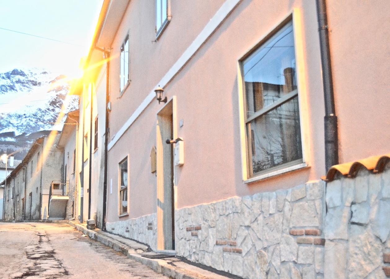 B&B Mo•Si Massa d'Albe Bagian luar foto